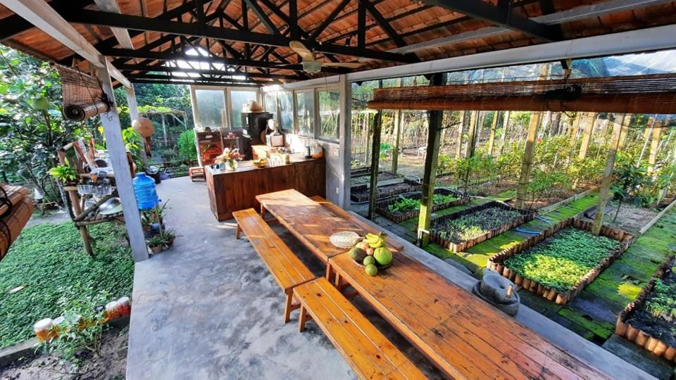 Vuon Nha Ngoai Garden Homestay โฮจิมินห์ซิตี้ ภายนอก รูปภาพ